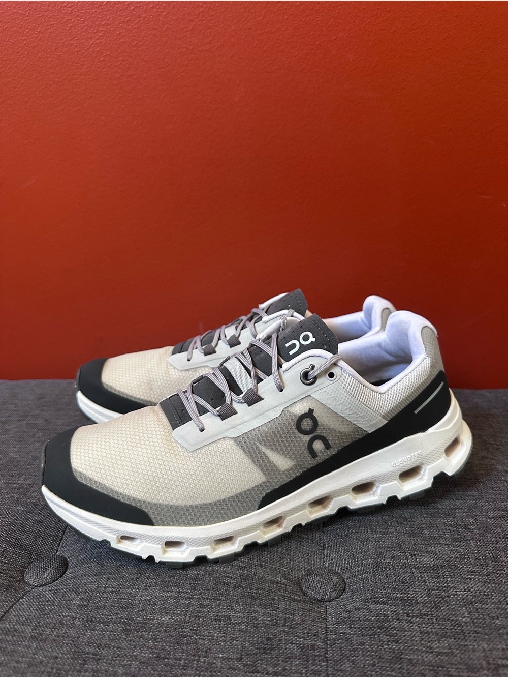 Cloudvista Waterproof Women’s Running Shoes Size 9